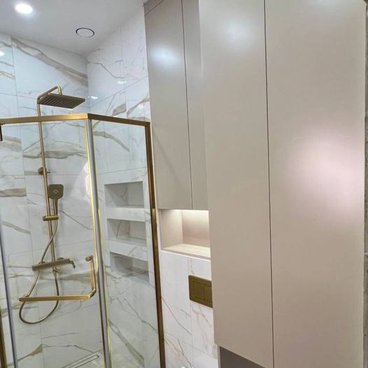 Роскошная ванная комната в стиле modern luxury