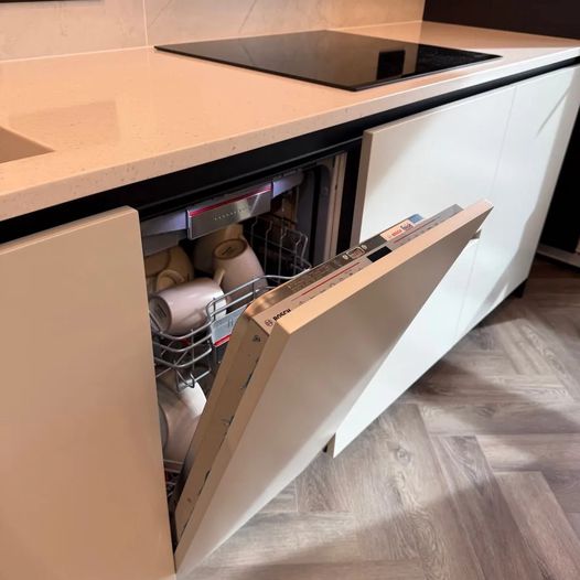 Кухня «NOIR WOOD»