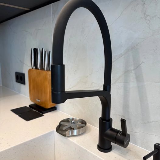 Кухня «NOIR WOOD»